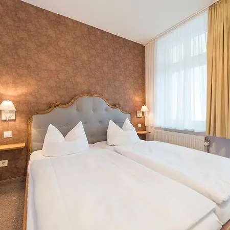 Waldfrieden Hotel 3*